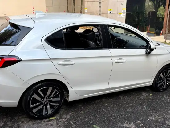 HONDA-CITY-1.5 i-VTEC FLEX HATCH TOURING CVT HONDA-CITY-2023
