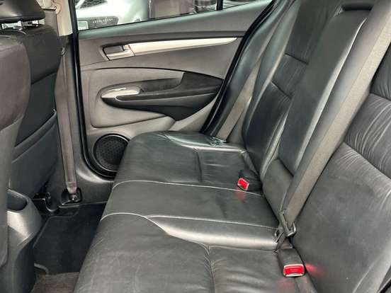 HONDA-CITY-1.5 EXL 16V FLEX 4P AUTOMÁTICO HONDA-CITY-2011