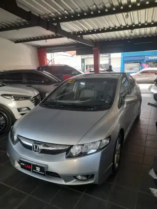 HONDA CIVIC 1.8 LXS 16V FLEX 4P AUTOMÁTICO
