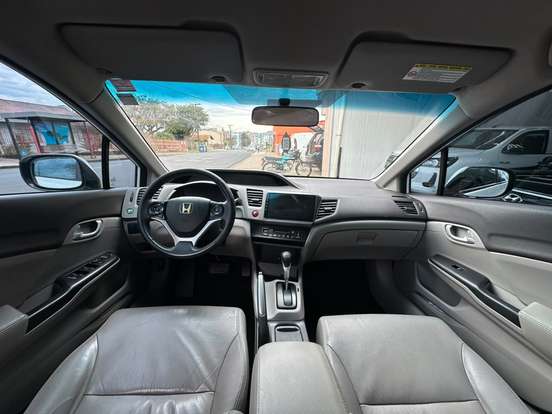 HONDA-CIVIC-2012