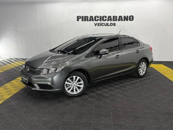 HONDA CIVIC 1.8 LXS 16V FLEX 4P AUTOMÁTICO