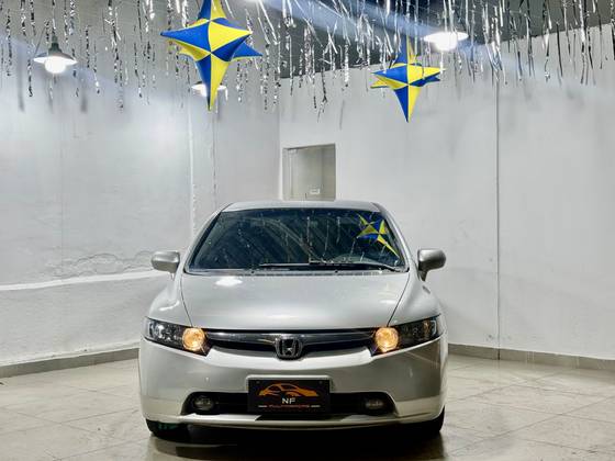 HONDA CIVIC 1.8 LXS 16V FLEX 4P MANUAL
