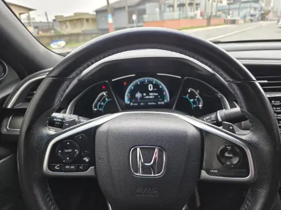 HONDA-CIVIC-2021