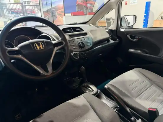 HONDA-FIT-2013