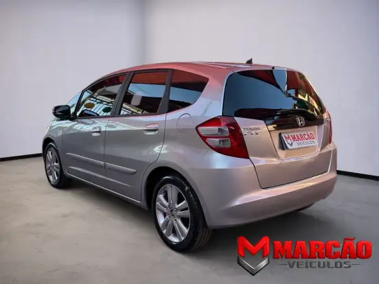 HONDA-FIT-2009