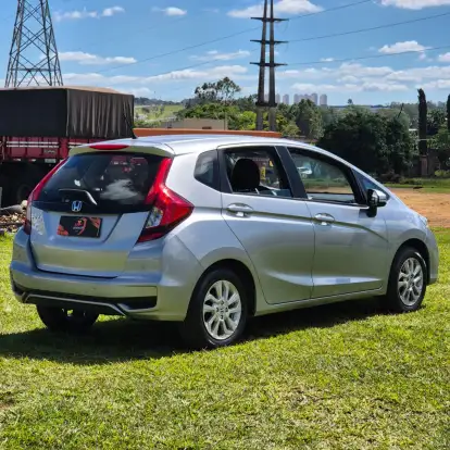 HONDA-FIT-2017