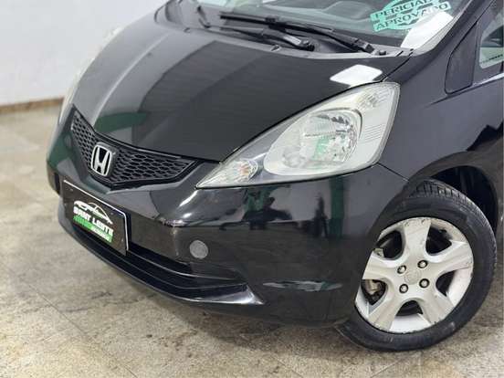 HONDA-FIT-2011