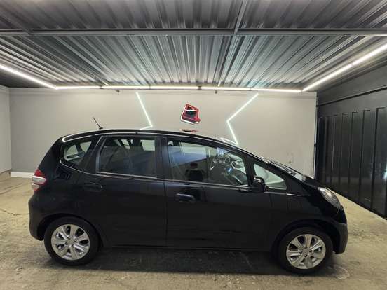 HONDA-FIT-2014