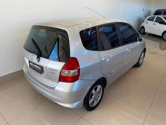 HONDA-FIT-2006