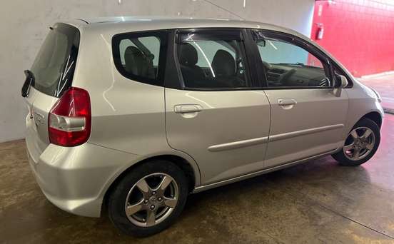 HONDA-FIT-2007