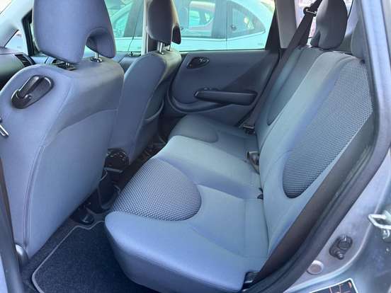 HONDA-FIT-2008