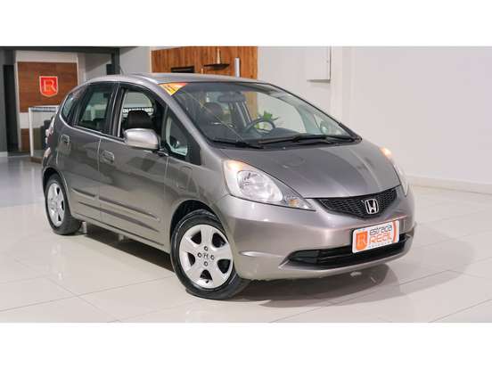 HONDA-FIT-2010