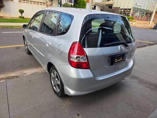 HONDA-FIT-1.4 LXL 8V GASOLINA 4P MANUAL HONDA-FIT-2006