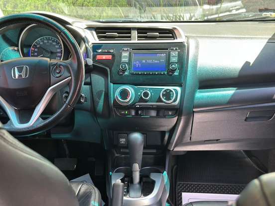 HONDA-FIT-2015