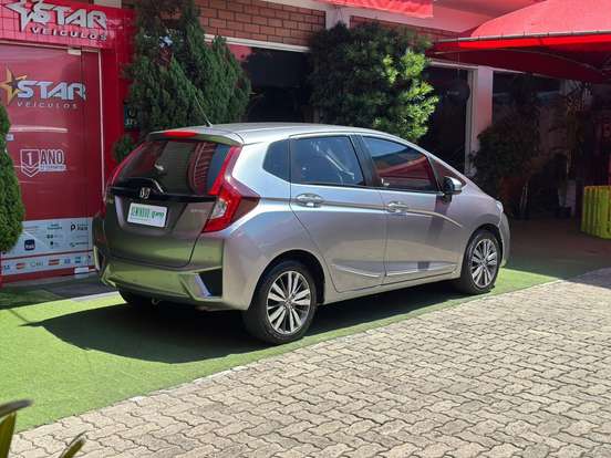 HONDA-FIT-2015