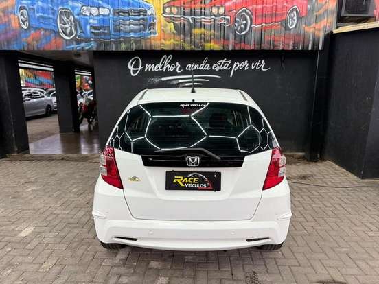 HONDA-FIT-2013