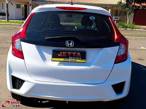 HONDA-FIT-2016