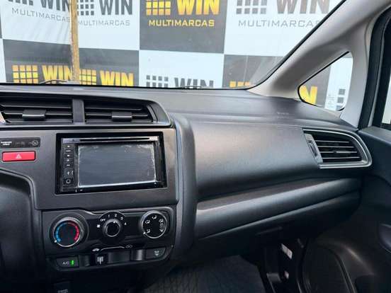 HONDA-FIT-2015