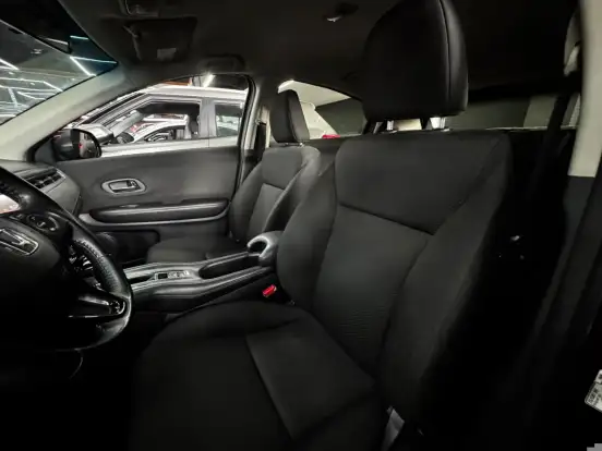 HONDA-HR-V-2016
