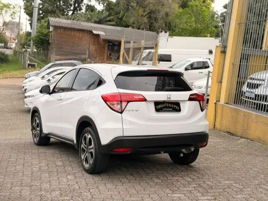 HONDA-HR-V-1.8 16V FLEX LX 4P AUTOMÁTICO HONDA-HR-V-2016