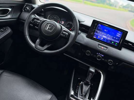 HONDA-HR-V-2024