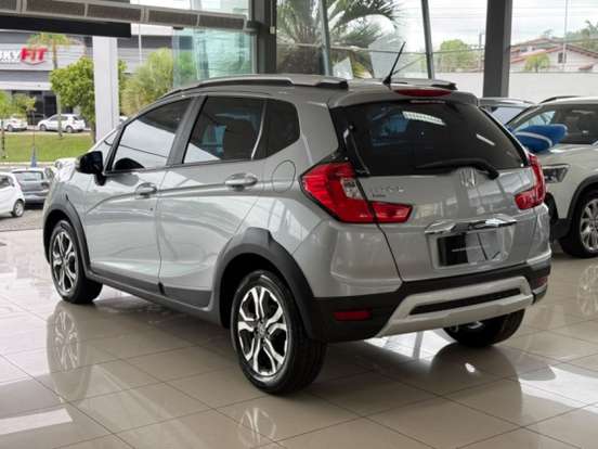 HONDA-WR-V-2018