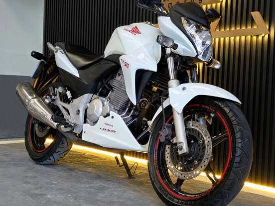 HONDA-CB 300R-2013
