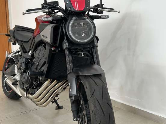 HONDA-CB 650R E-CLUTCH HONDA-CB 650R E-CLUTCH-2026