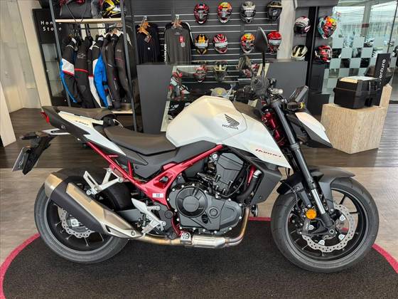 HONDA CB 750 HORNET 