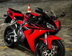 HONDA CBR 1000RR FIREBLADE HONDA CBR 1000RR FIREBLADE