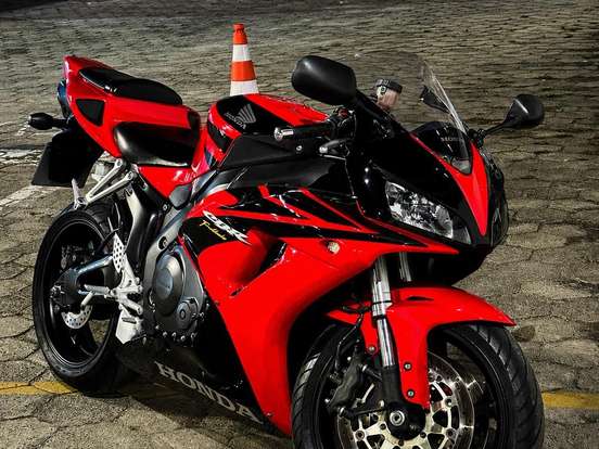 HONDA-CBR 1000RR FIREBLADE HONDA-CBR 1000RR FIREBLADE-2006