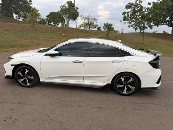 HONDA-CIVIC-2018