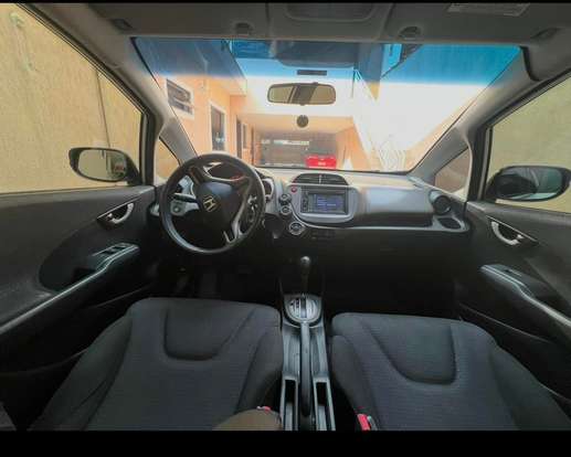 HONDA-FIT-2011
