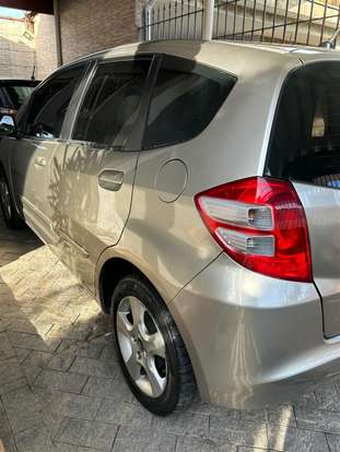HONDA-FIT-1.4 LX 16V FLEX 4P MANUAL HONDA-FIT-2010