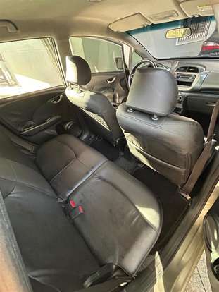 HONDA-FIT-2010