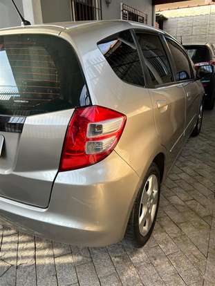 HONDA-FIT-2010