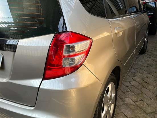 HONDA-FIT-1.4 LX 16V FLEX 4P MANUAL HONDA-FIT-2010