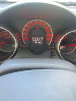 HONDA-FIT-2010