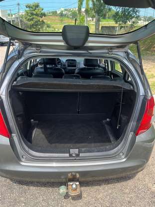 HONDA-FIT-2010