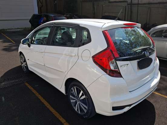 HONDA-FIT-2020