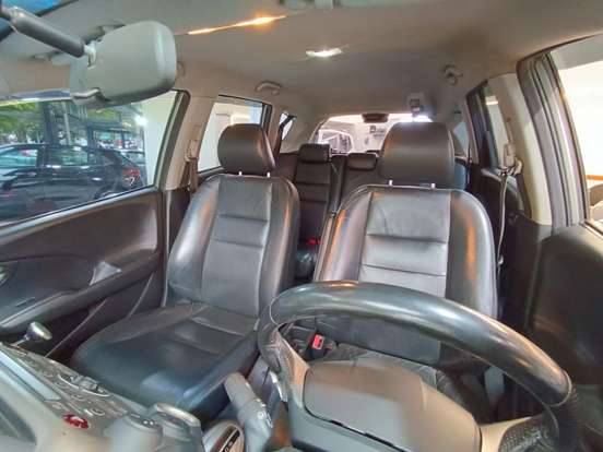 HONDA-FIT-2009