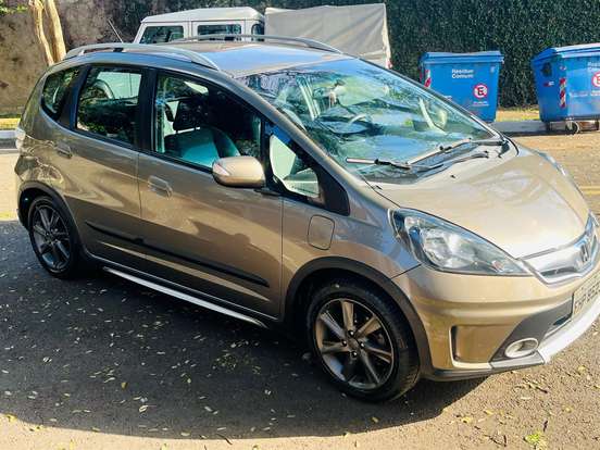 HONDA-FIT-2013