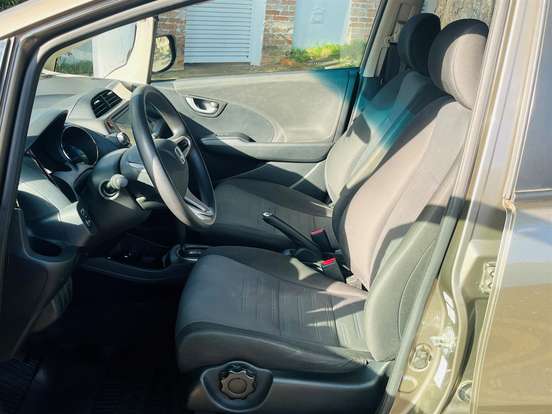HONDA-FIT-2013