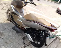 HONDA PCX DLX HONDA PCX DLX