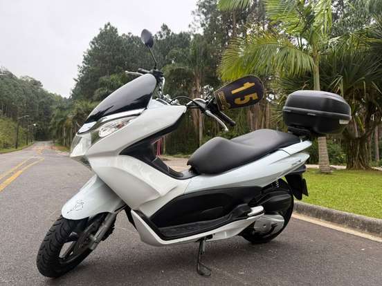 HONDA-PCX-2015
