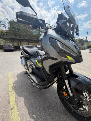 HONDA X-ADV 