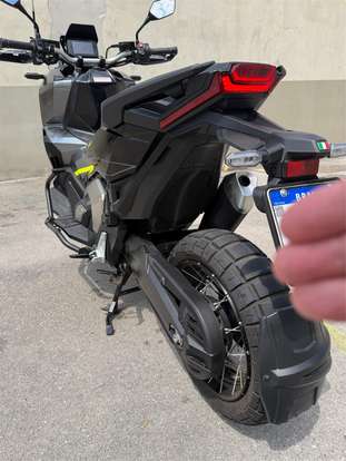 HONDA-X-ADV-2024