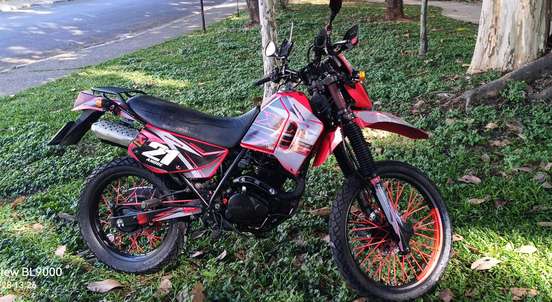 HONDA-XR 200R HONDA-XR 200R-2000