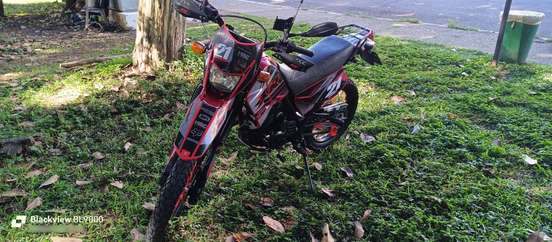 HONDA-XR 200R-2000