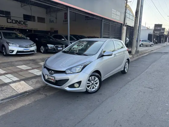 HYUNDAI HB20 1.0 COMFORT 12V FLEX 4P MANUAL
